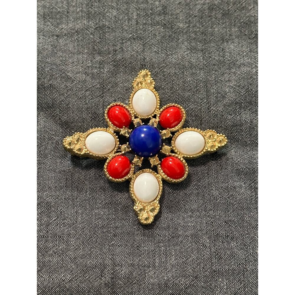 Brooch Sarah Coventry  Red White Blue gold tone Maltese acrylic cabochon 1971